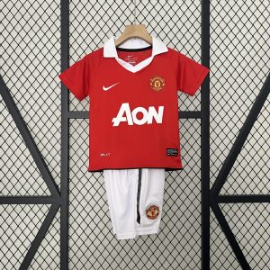 Manchester United 10/11 Home Kids Kit