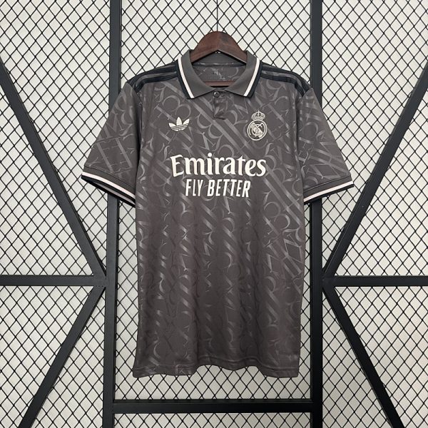 kb-164805934-1 Real Madrid 24/25 Third Jersey