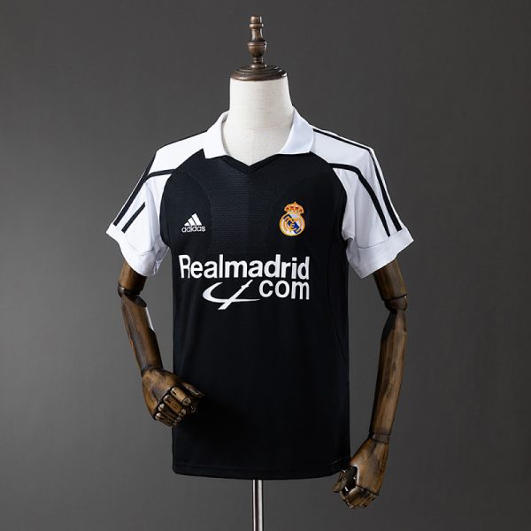 Real Madrid 01/02 Away Retro Jersey