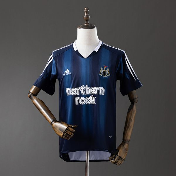 Newcastle United 05/06 Away Retro Jersey