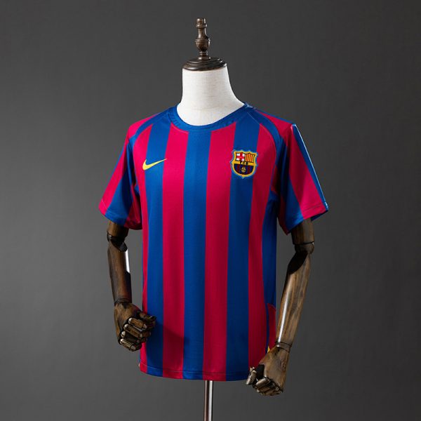 Barcelona 05/06 Home Retro Jersey