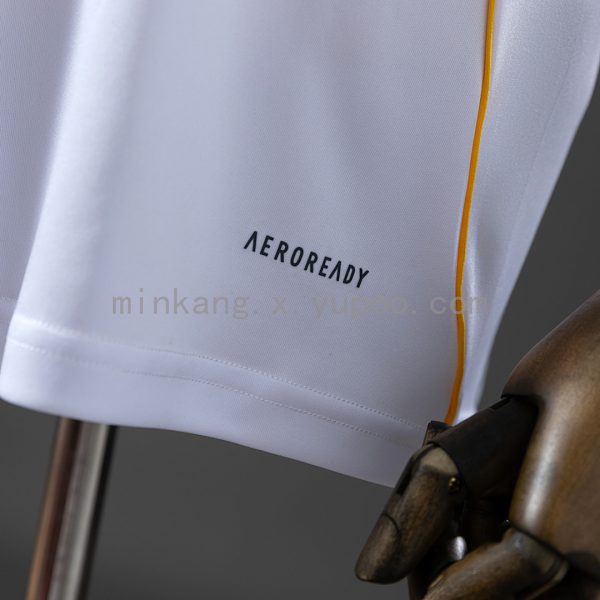 Real Madrid 25/26 Home Jersey