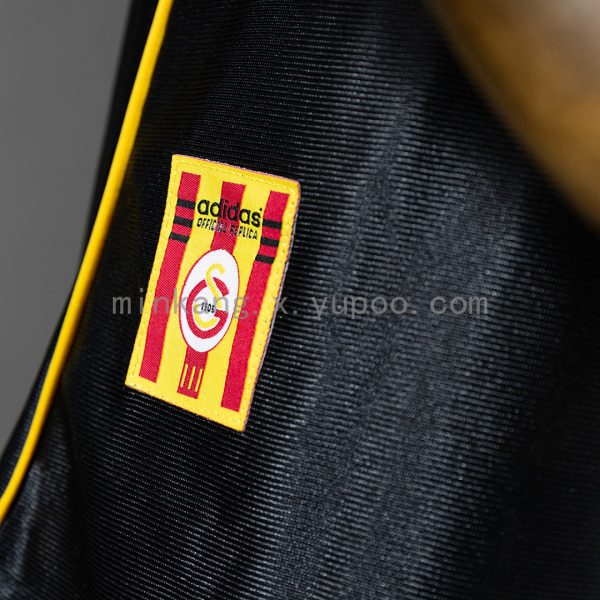 kb-213863981-2 Galatasaray 99/00 Third Retro Jersey