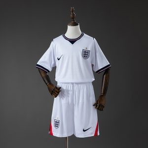 kb-235529672-1 England 2026 Home Kids Kit